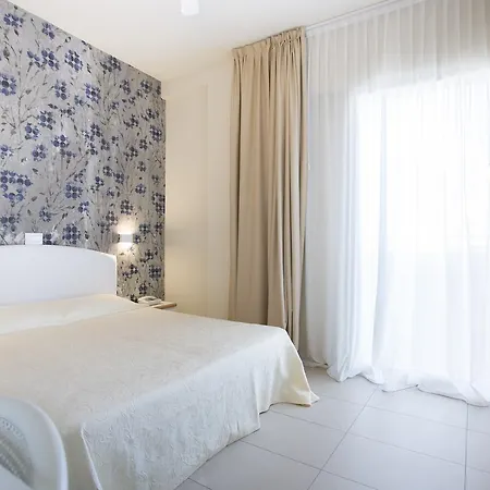 Sirena Boutique Hotel Gabicce Mare Exterior photo