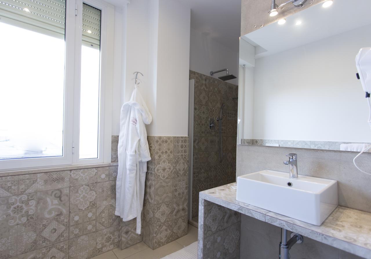 Sirena Boutique 3*