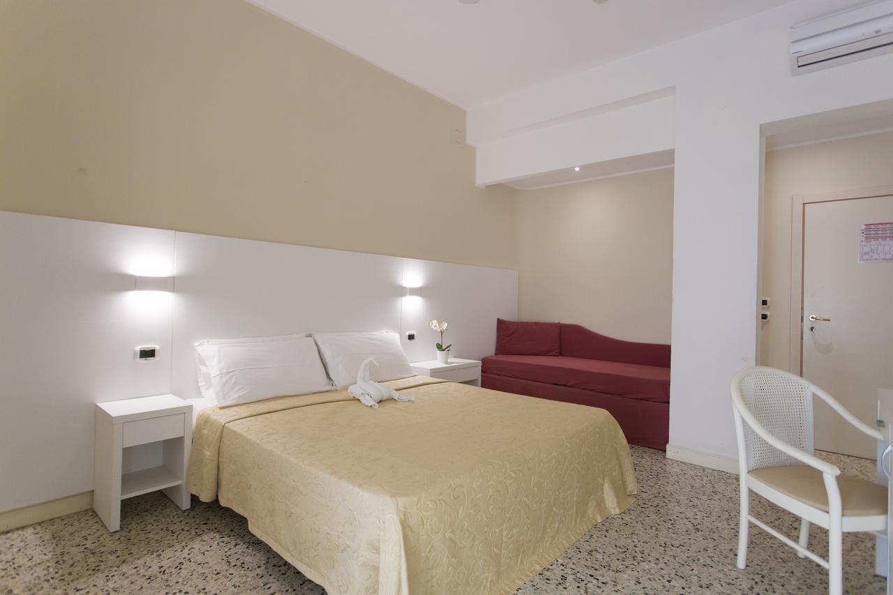 Sirena Boutique Hotel 3*